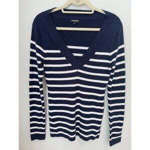 Express V Neck Long Sleeve Sweater, size medium